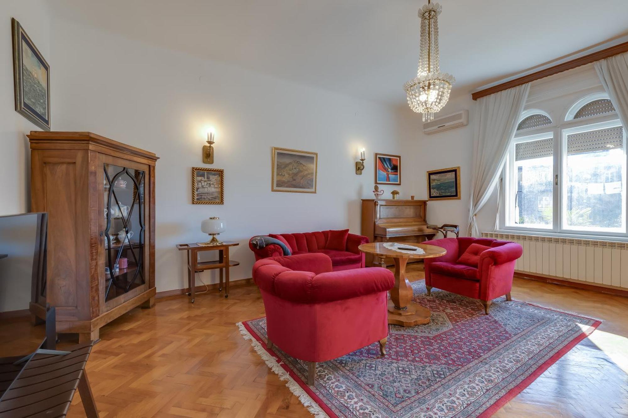 City Apartment With Garden - Happy Rentals Rijeka Eksteriør billede
