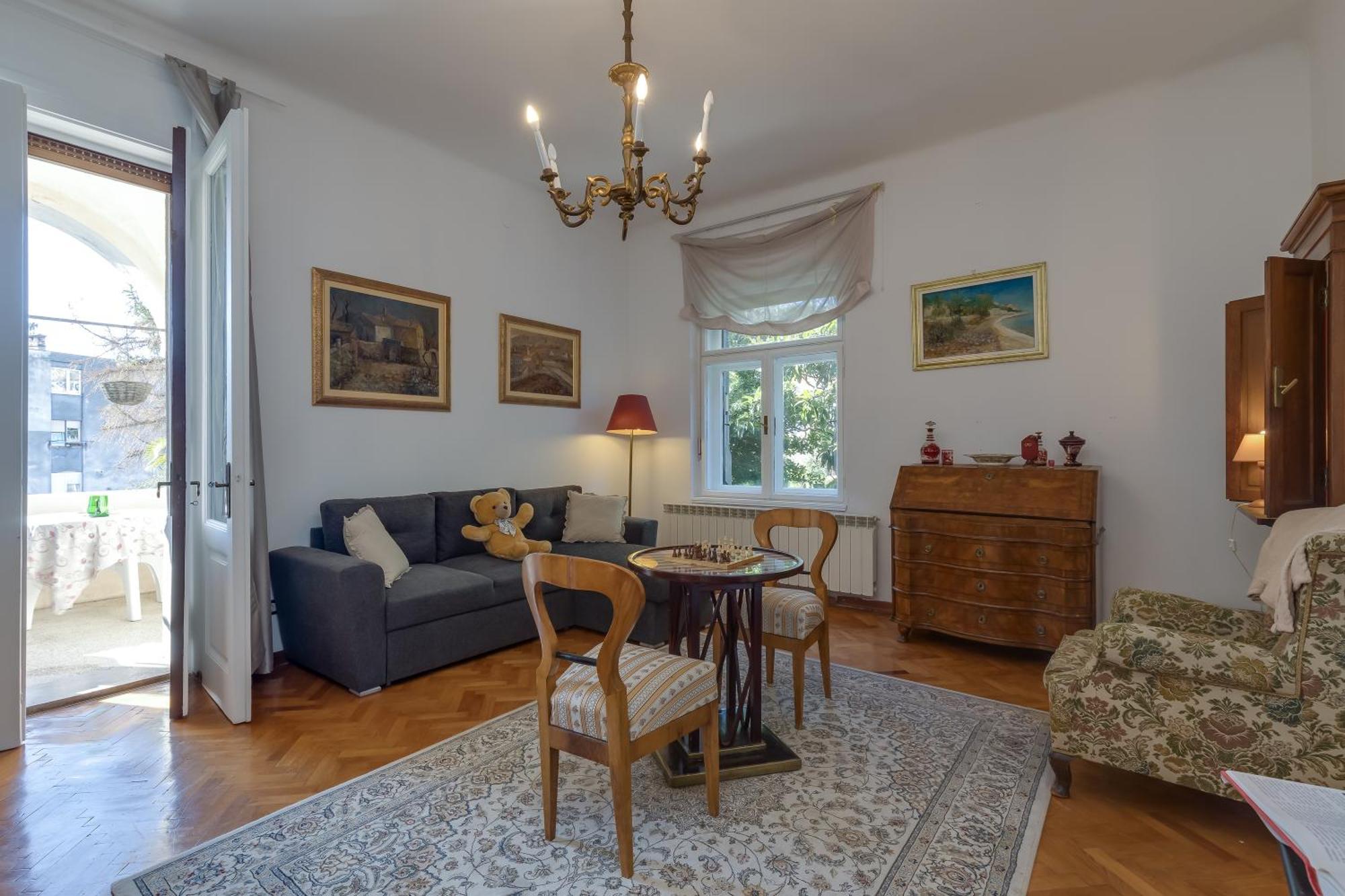 City Apartment With Garden - Happy Rentals Rijeka Eksteriør billede